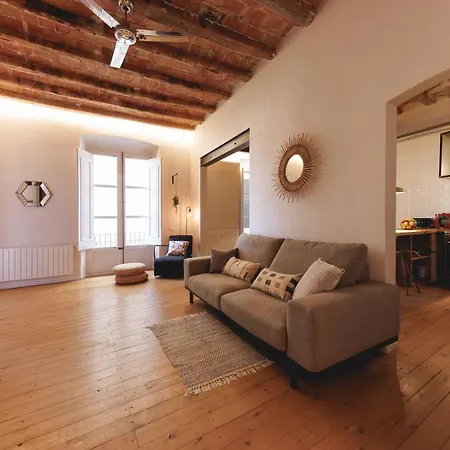 Bravissimo Carrer Nou, Cosy 2-bedroom Apartmán *