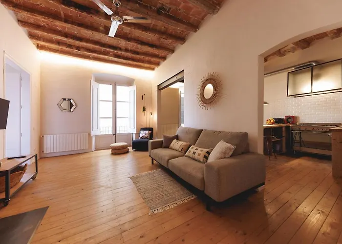 Bravissimo Carrer Nou, Cosy 2-bedroom Daire *