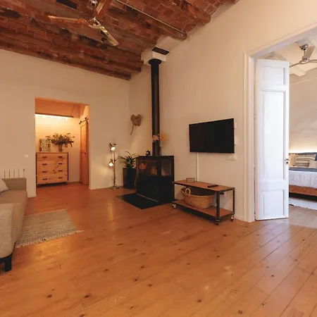 Bravissimo Carrer Nou, Cosy 2-bedroom * Χιρόνα
